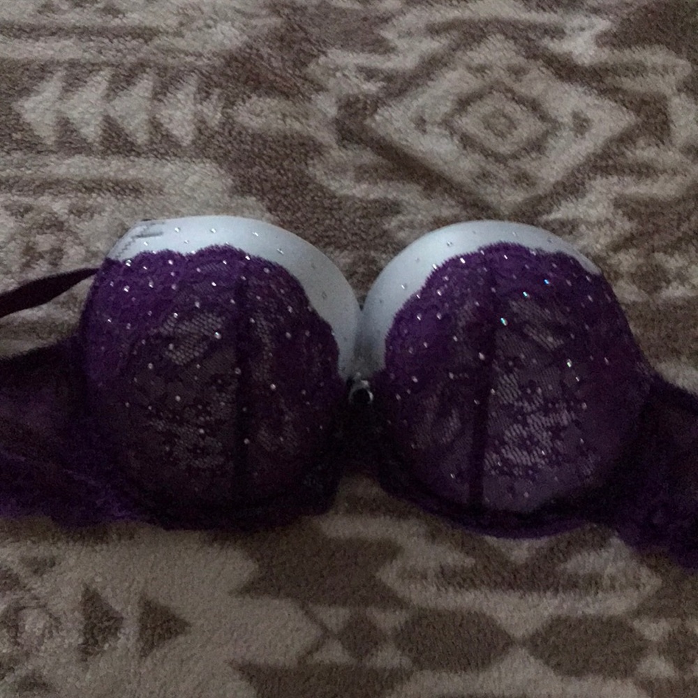 Victoria’s Secret bra